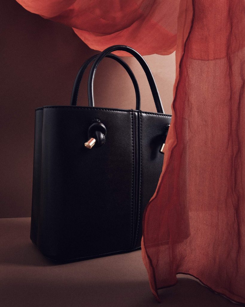 Still life photography for accessories